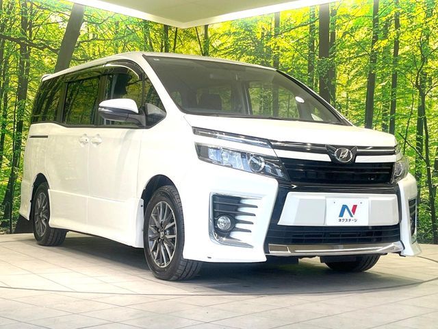 TOYOTA VOXY 2014 Image 31