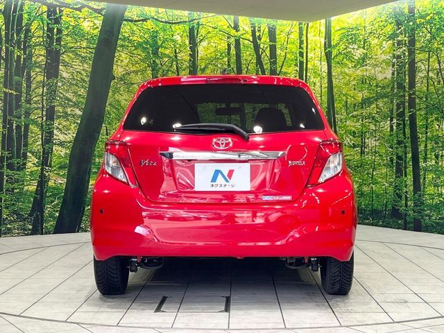 TOYOTA VITZ 2013 Image 31