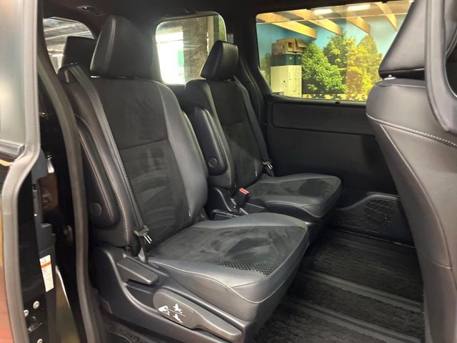 TOYOTA VOXY 2021 Image 31