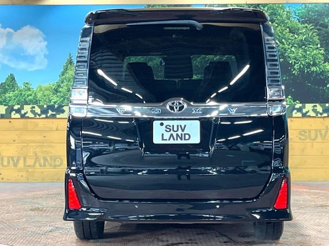 TOYOTA VOXY 2021 Image 31