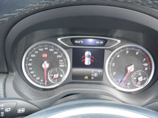 MERCEDES BENZ A CLAS 2017 Image 31