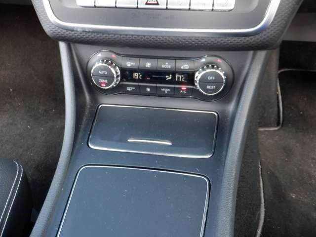 MERCEDES BENZ A CLAS 2017 Image 31