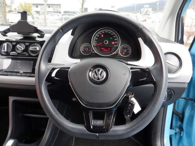VOLKSWAGEN UP! 2019 Image 31