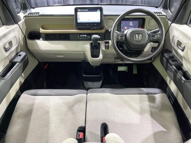 HONDA N BOX 2025 Image 31