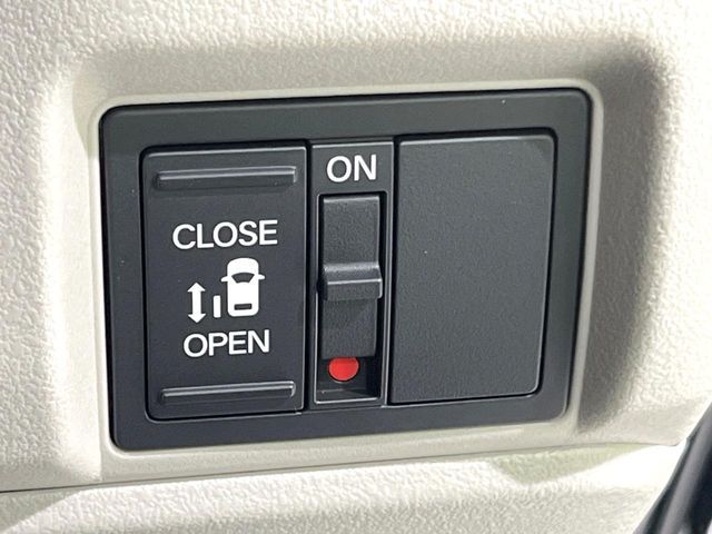 HONDA N BOX 2025 Image 31