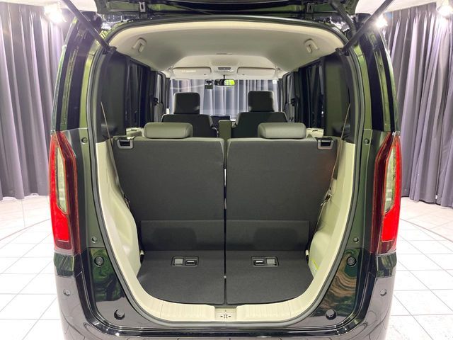 HONDA N BOX 2025 Image 31