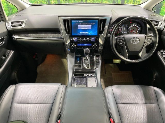 TOYOTA VELLFIRE 2018 Image 31