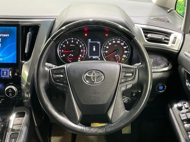 TOYOTA VELLFIRE 2018 Image 31