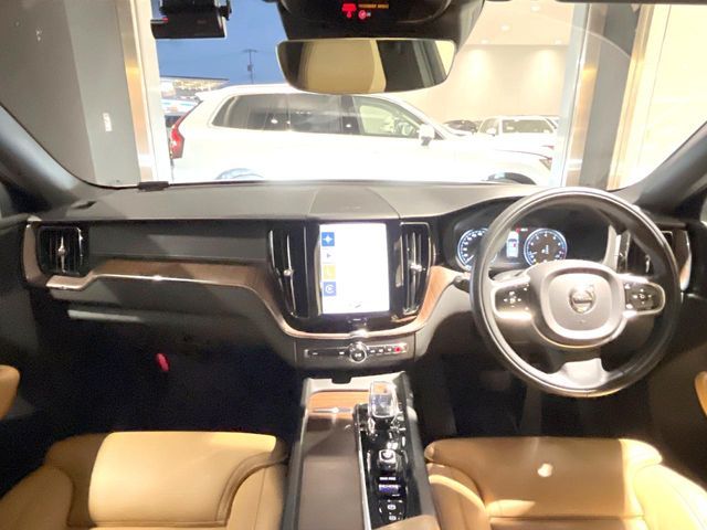 VOLVO XC60 2021 Image 31