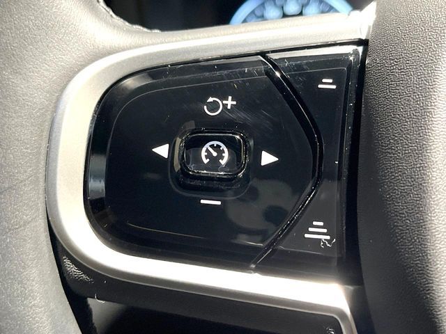 VOLVO XC60 2021 Image 31