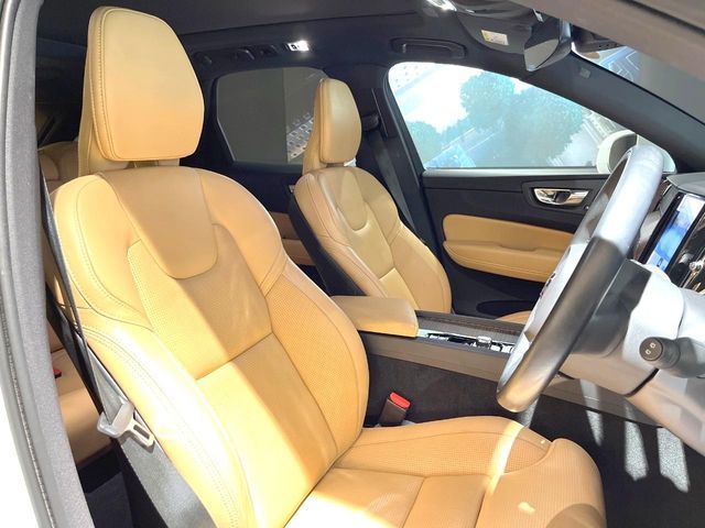 VOLVO XC60 2021 Image 31