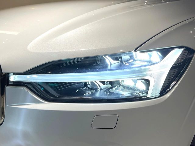 VOLVO XC60 2021 Image 31