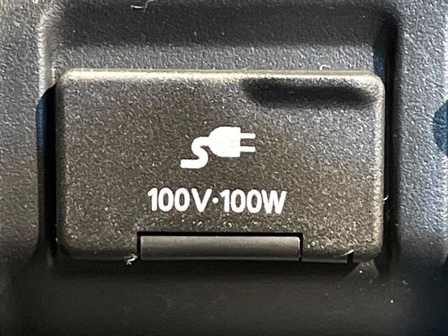 NISSAN ELGRAND 2017 Image 31