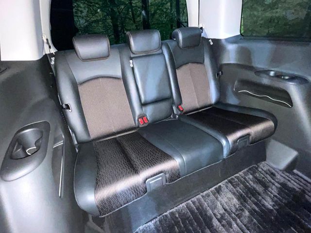 NISSAN ELGRAND 2017 Image 31