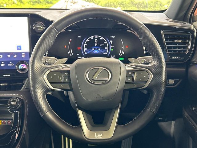 TOYOTA LEXUS NX350H 2023 Image 31