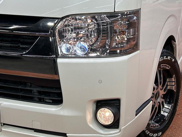 TOYOTA HIACE VAN 4WD 2021 Image 31
