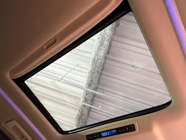 TOYOTA ALPHARD HYBRID 4WD 2022 Image 31