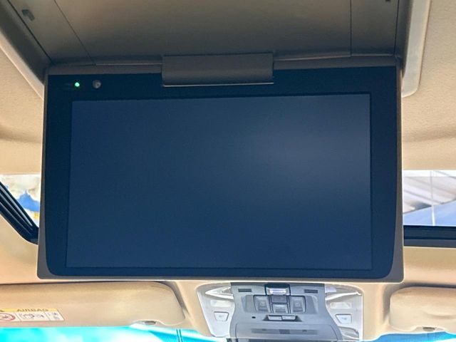 TOYOTA ALPHARD HYBRID 4WD 2022 Image 31