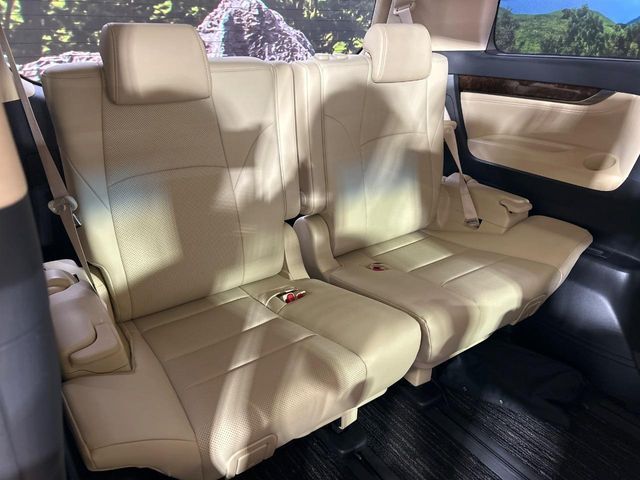TOYOTA ALPHARD HYBRID 4WD 2022 Image 31