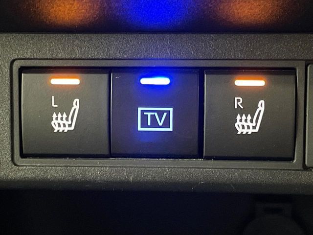 TOYOTA YARIS CROSS HYBRID 2024 Image 31