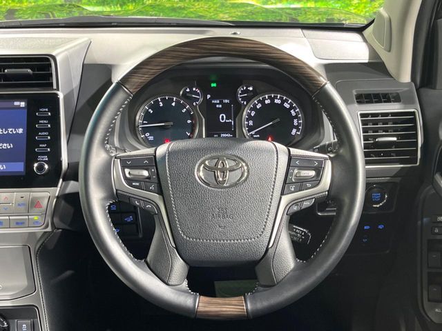 TOYOTA LANDCRUISER PRADO 2023 Image 31