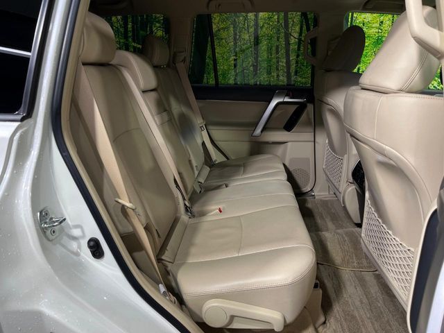 TOYOTA LANDCRUISER PRADO 2023 Image 31