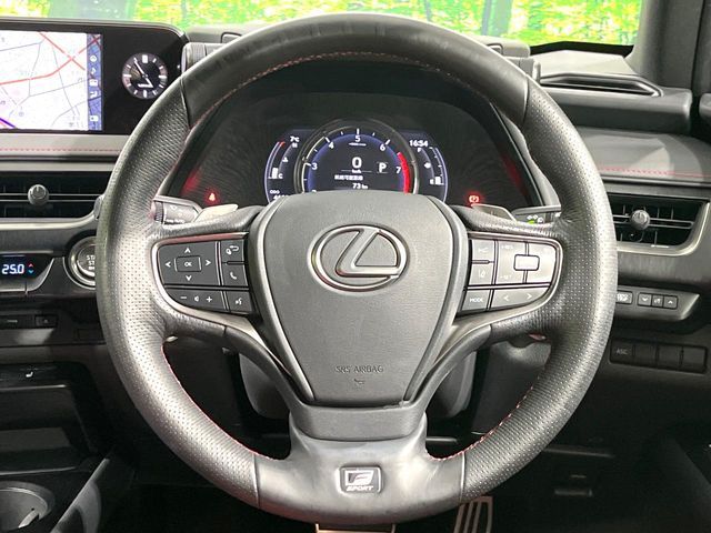 TOYOTA LEXUS UX200 2019 Image 31