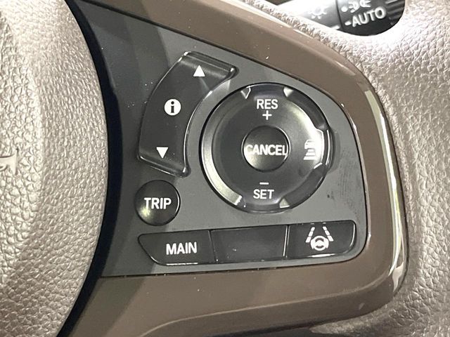 HONDA N BOX 2021 Image 31