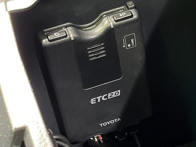 TOYOTA HILUX 4WD 2021 Image 31