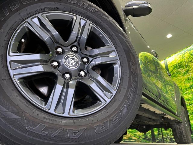 TOYOTA HILUX 4WD 2021 Image 31