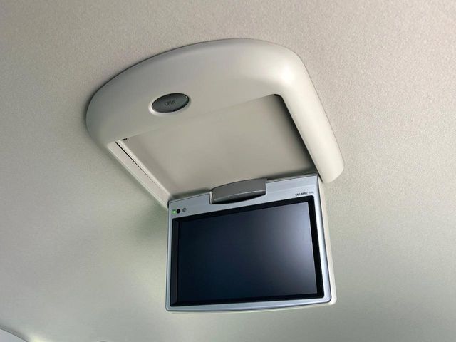 TOYOTA NOAH 2009 Image 31