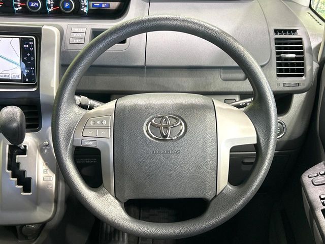 TOYOTA NOAH 2009 Image 31