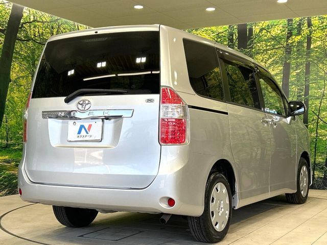 TOYOTA NOAH 2009 Image 31