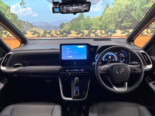 TOYOTA VOXY HYBRID 2026 Image 31