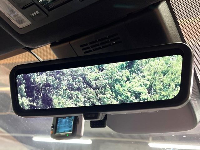 TOYOTA VOXY HYBRID 2026 Image 31