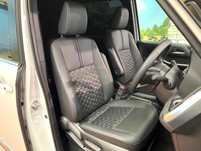 TOYOTA VOXY HYBRID 2026 Image 31