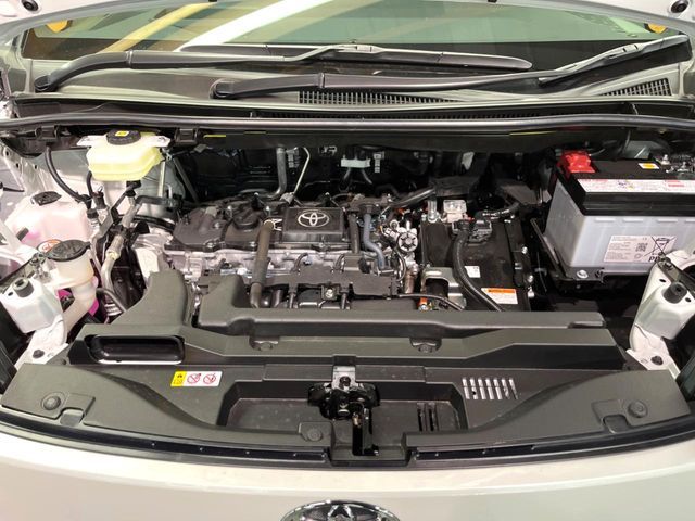 TOYOTA VOXY HYBRID 2026 Image 31