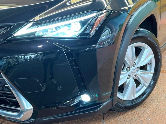 TOYOTA LEXUS UX250H 2020 Image 31