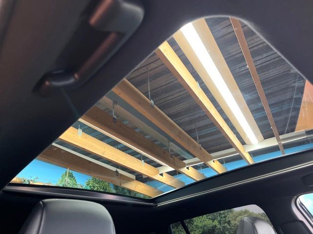 TOYOTA COROLLA CROSS HYBRID 2024 Image 31