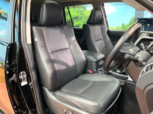 TOYOTA LANDCRUISER PRADO 2023 Image 31