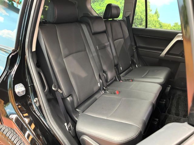 TOYOTA LANDCRUISER PRADO 2023 Image 31