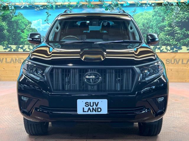 TOYOTA LANDCRUISER PRADO 2023 Image 31