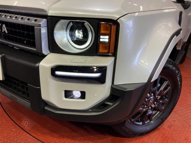 TOYOTA LANDCRUISER 250 2025 Image 31