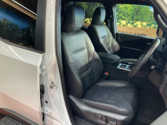 TOYOTA LANDCRUISER 250 2024 Image 31