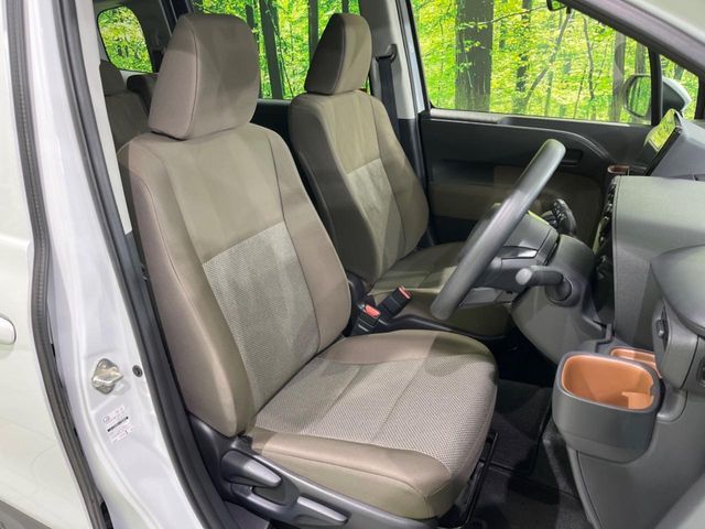 TOYOTA SIENTA HYBRID 2025 Image 31