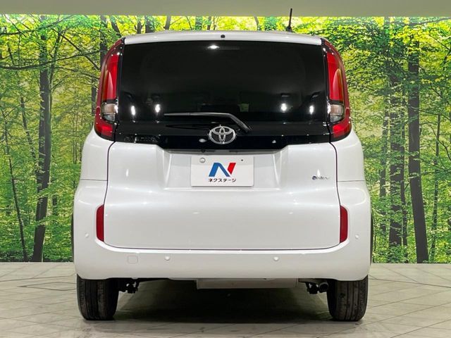 TOYOTA SIENTA HYBRID 2025 Image 31
