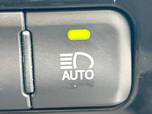 TOYOTA PRIUS 4WD 2016 Image 31