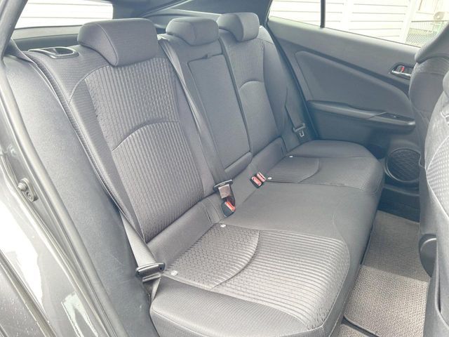 TOYOTA PRIUS 4WD 2016 Image 31