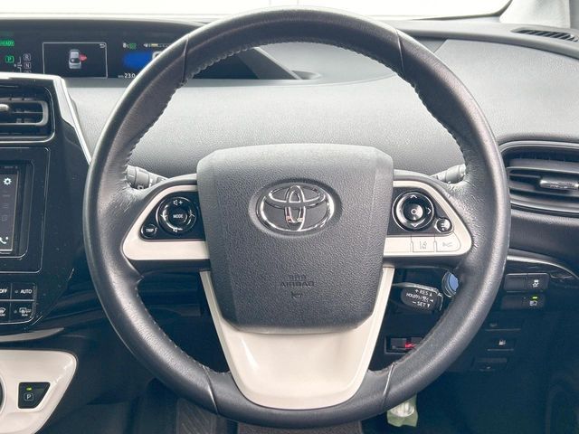 TOYOTA PRIUS 4WD 2016 Image 31
