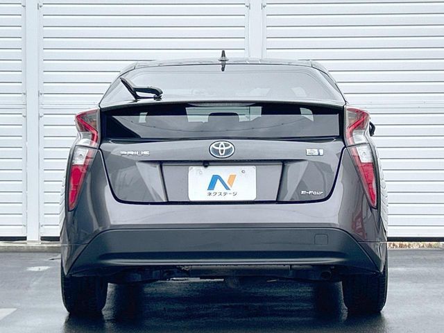 TOYOTA PRIUS 4WD 2016 Image 31